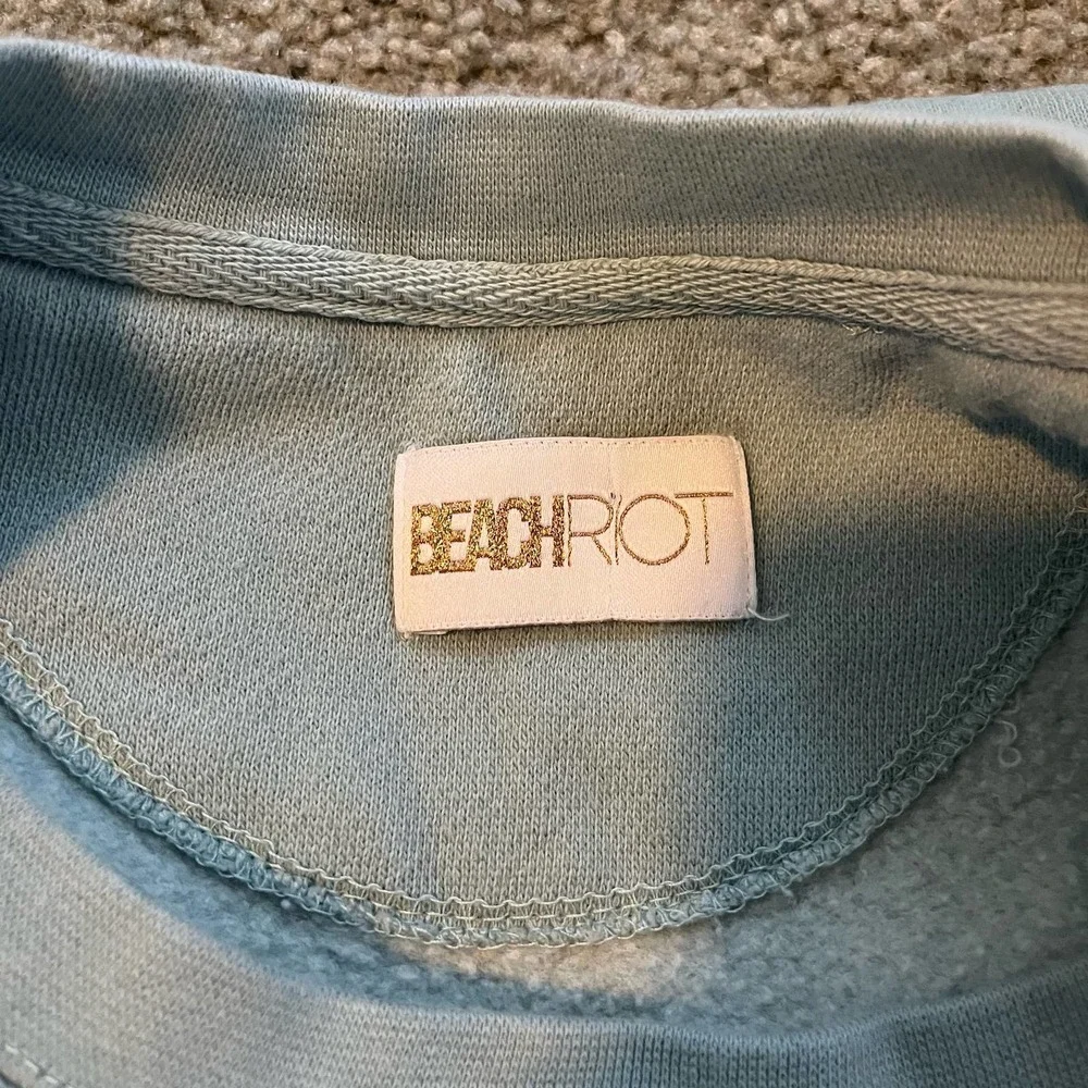 Beach riot blue Crewneck sweatshirt women’s size‎ large